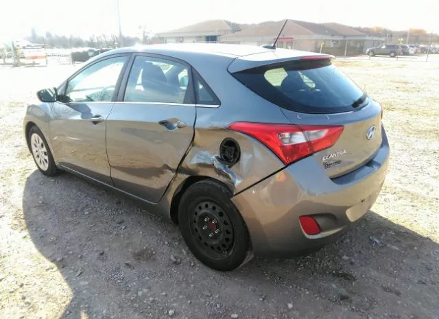 Photo 2 VIN: KMHD35LH1HU380814 - HYUNDAI ELANTRA GT 