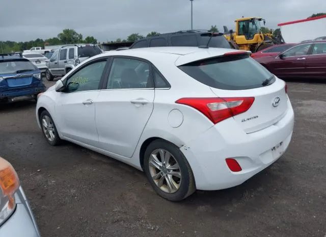 Photo 2 VIN: KMHD35LH2EU173697 - HYUNDAI ELANTRA 