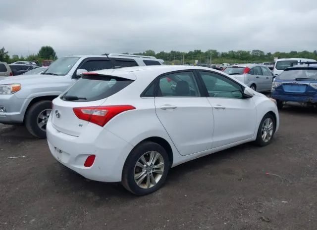 Photo 3 VIN: KMHD35LH2EU173697 - HYUNDAI ELANTRA 