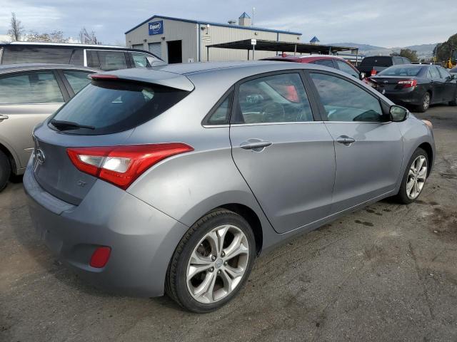 Photo 2 VIN: KMHD35LH2EU178107 - HYUNDAI ELANTRA 