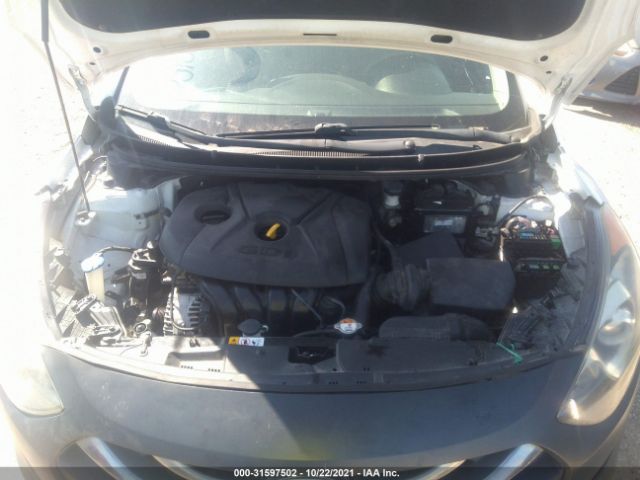 Photo 9 VIN: KMHD35LH2EU190354 - HYUNDAI ELANTRA GT 