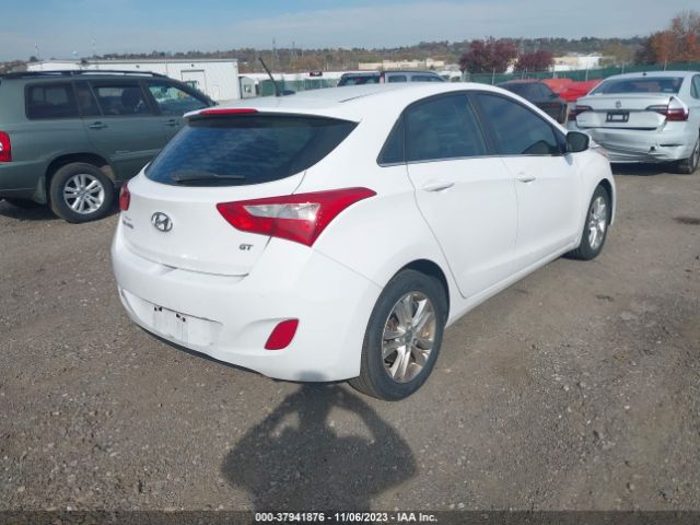 Photo 3 VIN: KMHD35LH2EU209758 - HYUNDAI ELANTRA GT 