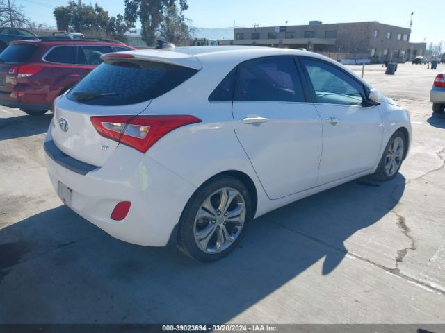 Photo 3 VIN: KMHD35LH2EU211865 - HYUNDAI ELANTRA GT 