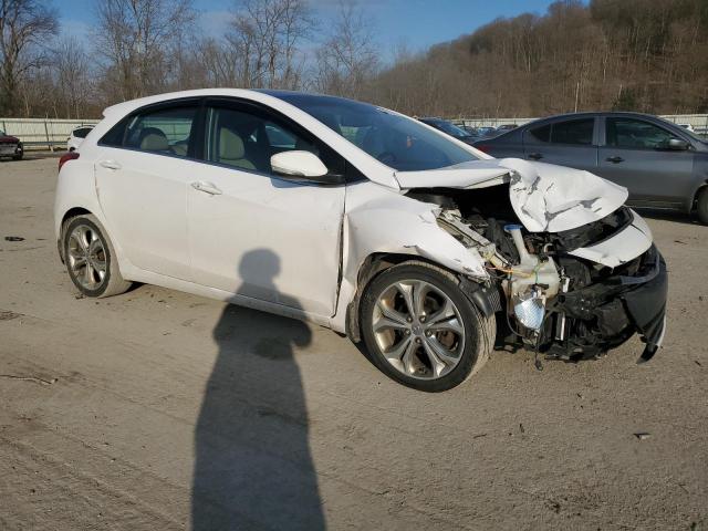 Photo 3 VIN: KMHD35LH2EU222834 - HYUNDAI ELANTRA 