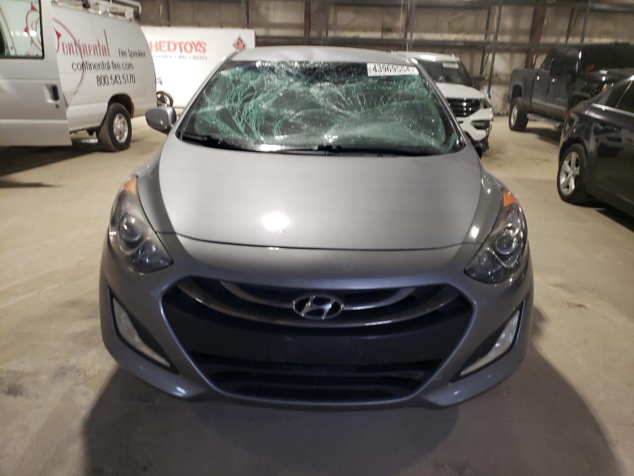 Photo 4 VIN: KMHD35LH2FU241742 - HYUNDAI ELANTRA 