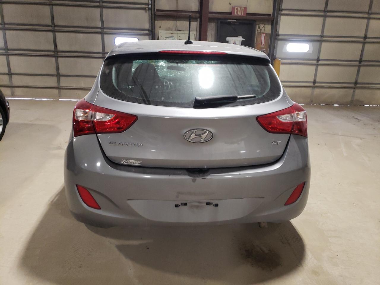 Photo 5 VIN: KMHD35LH2FU241742 - HYUNDAI ELANTRA 