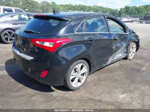 Photo 3 VIN: KMHD35LH2FU243538 - HYUNDAI ELANTRA 