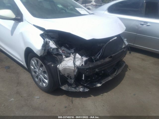 Photo 5 VIN: KMHD35LH2GU260504 - HYUNDAI ELANTRA GT 