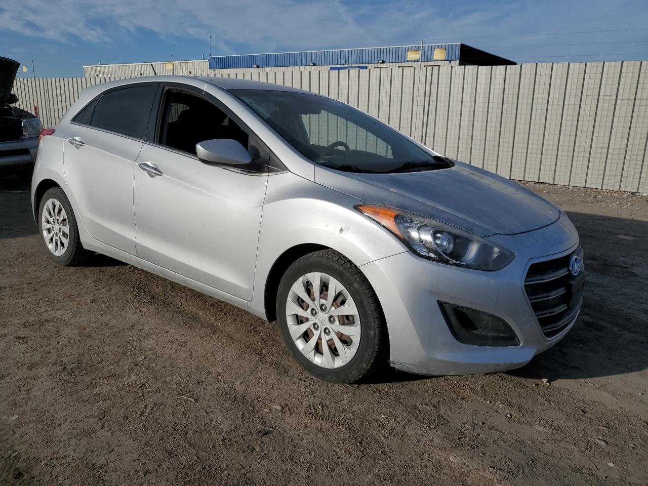 Photo 3 VIN: KMHD35LH2GU263094 - HYUNDAI ELANTRA 