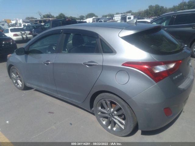 Photo 2 VIN: KMHD35LH2GU269672 - HYUNDAI ELANTRA GT 