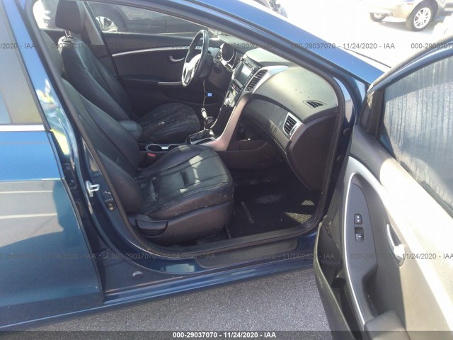 Photo 4 VIN: KMHD35LH2GU298881 - HYUNDAI ELANTRA GT 