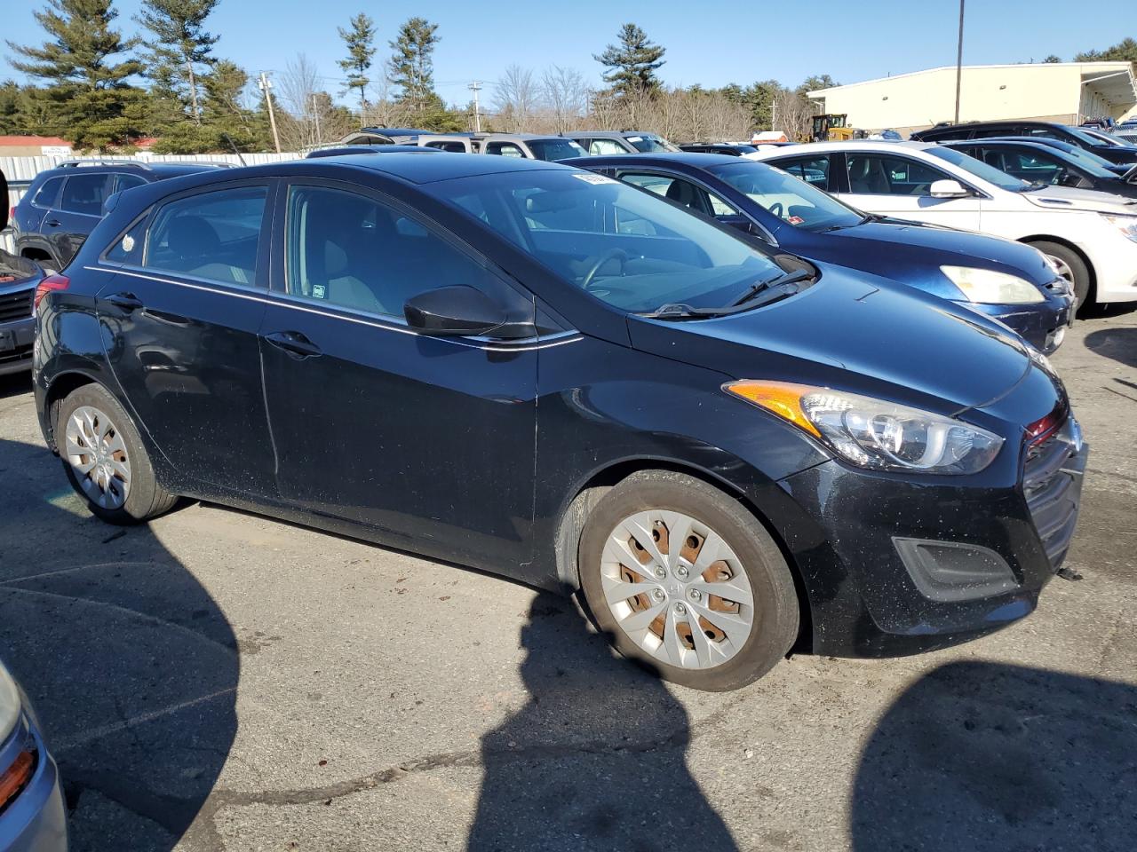 Photo 3 VIN: KMHD35LH2GU311502 - HYUNDAI ELANTRA 