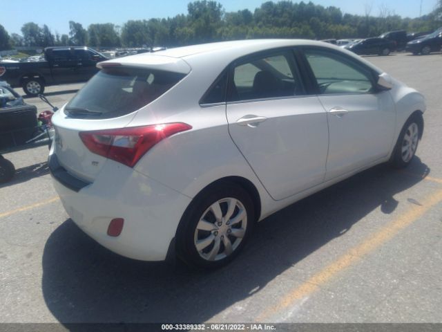 Photo 3 VIN: KMHD35LH2GU329904 - HYUNDAI ELANTRA GT 