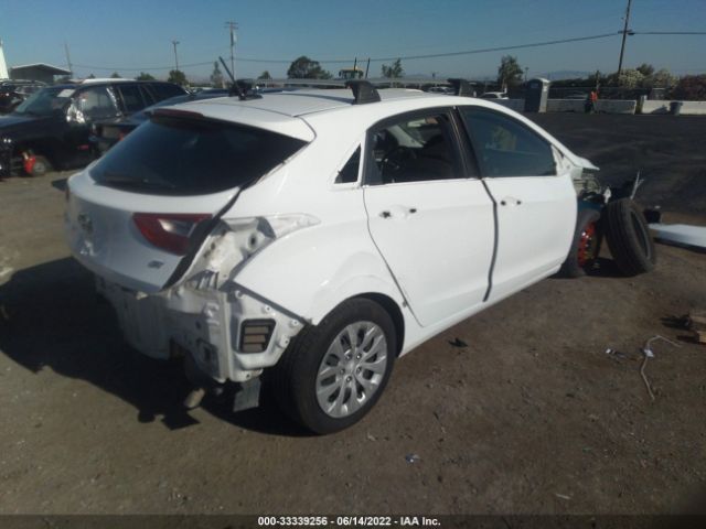 Photo 3 VIN: KMHD35LH2HU353136 - HYUNDAI ELANTRA GT 