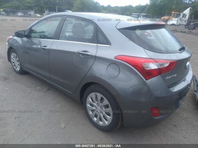 Photo 2 VIN: KMHD35LH2HU359390 - HYUNDAI ELANTRA GT 