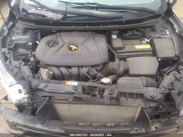 Photo 9 VIN: KMHD35LH2HU359390 - HYUNDAI ELANTRA GT 