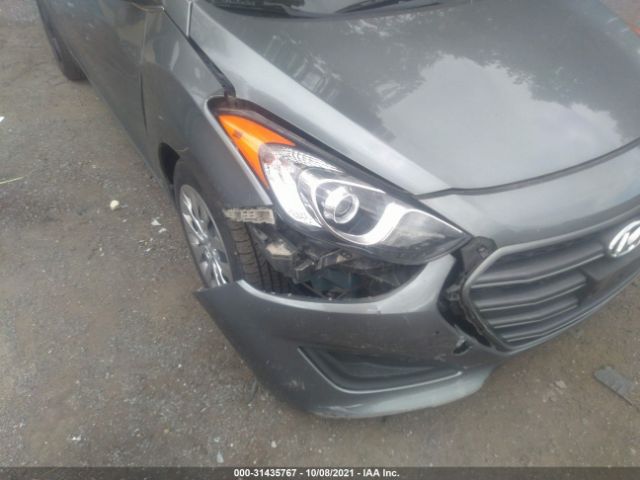 Photo 5 VIN: KMHD35LH2HU384001 - HYUNDAI ELANTRA GT 