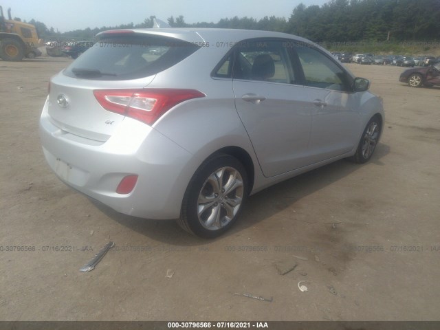 Photo 3 VIN: KMHD35LH3EU164216 - HYUNDAI ELANTRA GT 