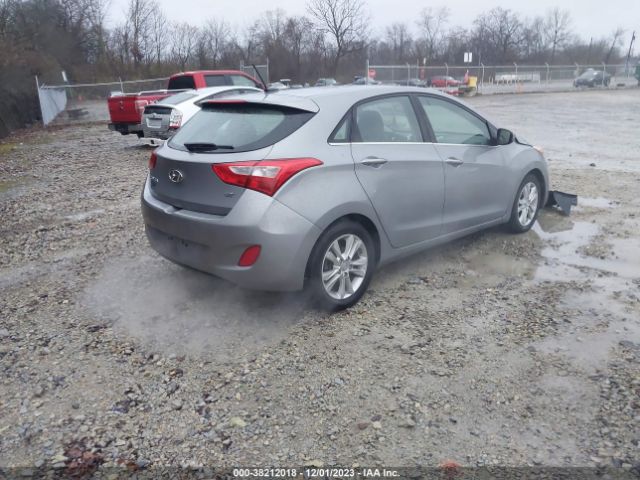 Photo 3 VIN: KMHD35LH3EU166788 - HYUNDAI ELANTRA GT 