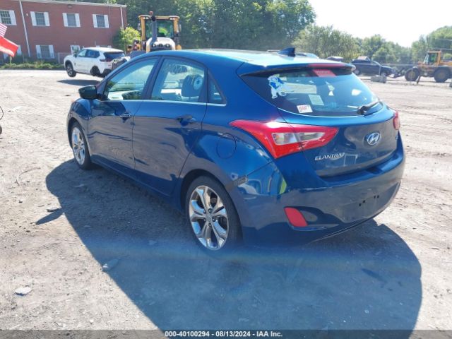 Photo 2 VIN: KMHD35LH3FU243242 - HYUNDAI ELANTRA 