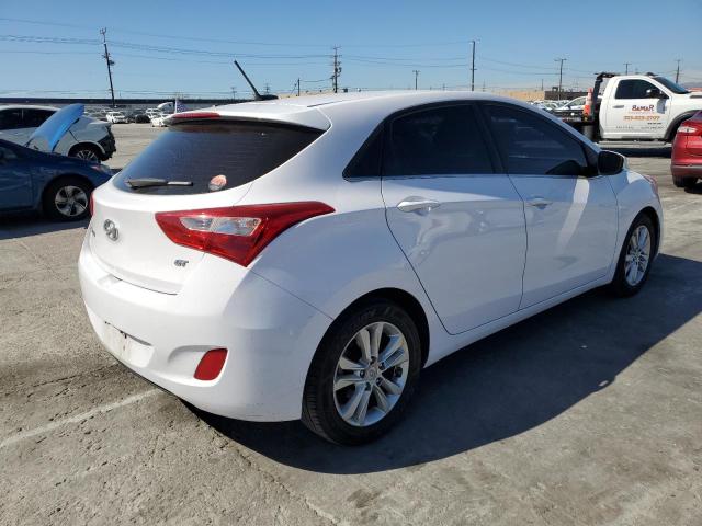 Photo 2 VIN: KMHD35LH3FU249154 - HYUNDAI ELANTRA GT 