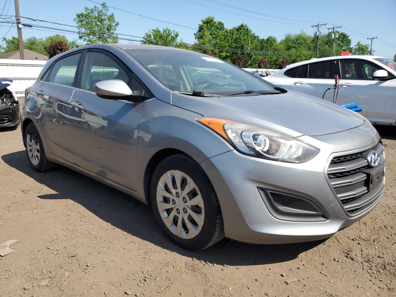 Photo 3 VIN: KMHD35LH3GU270393 - HYUNDAI ELANTRA 