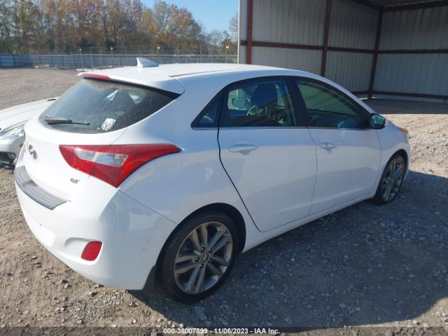 Photo 3 VIN: KMHD35LH3GU271821 - HYUNDAI ELANTRA GT 