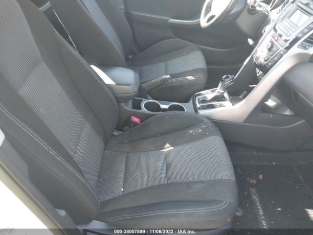 Photo 4 VIN: KMHD35LH3GU271821 - HYUNDAI ELANTRA GT 