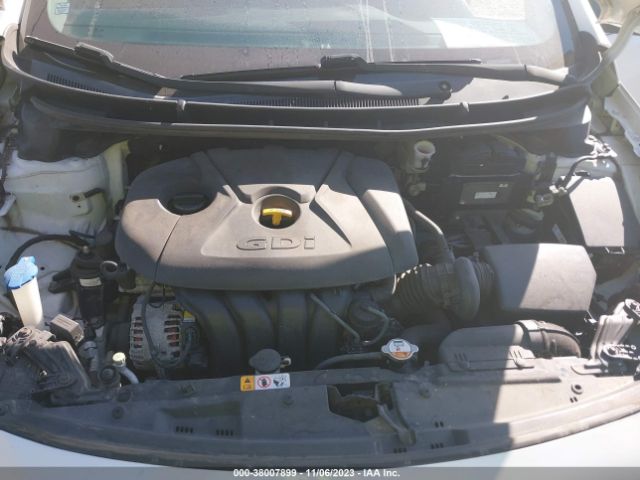 Photo 9 VIN: KMHD35LH3GU271821 - HYUNDAI ELANTRA GT 