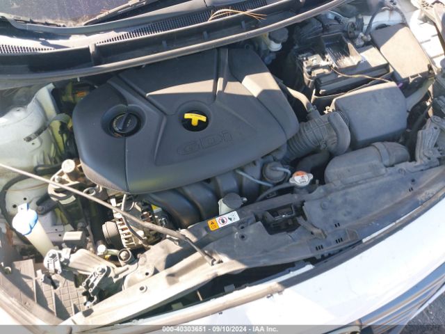 Photo 9 VIN: KMHD35LH3GU287677 - HYUNDAI ELANTRA 