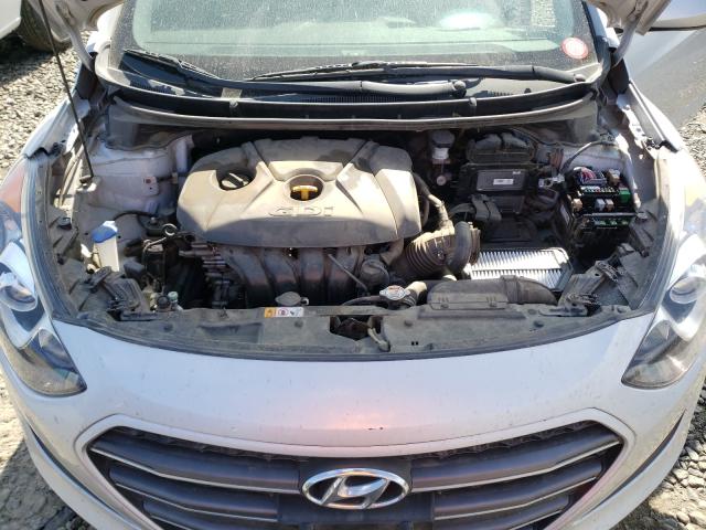 Photo 6 VIN: KMHD35LH3HU361049 - HYUNDAI ELANTRA GT 