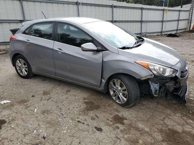 Photo 3 VIN: KMHD35LH4EU165889 - HYUNDAI ELANTRA 