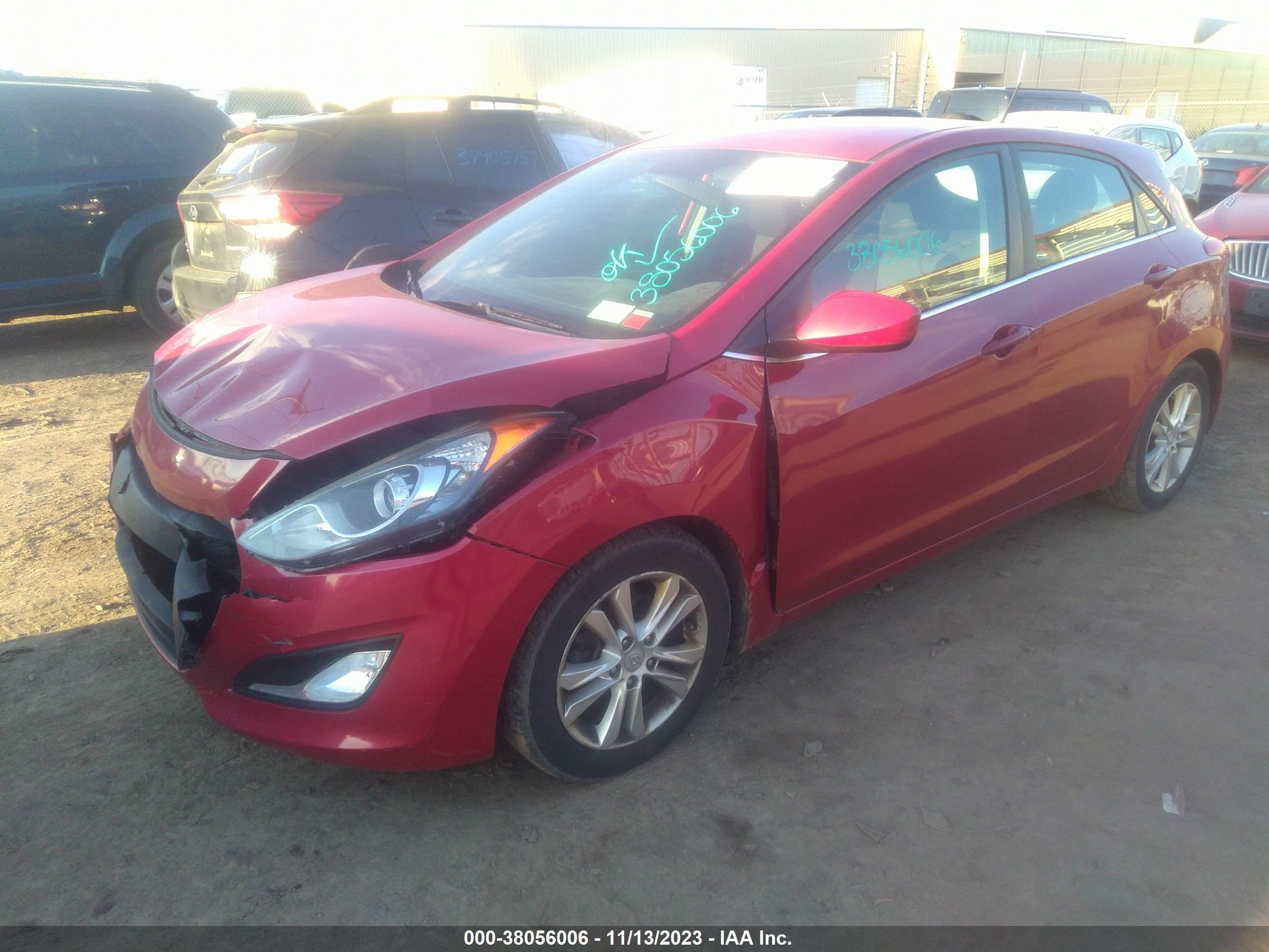 Photo 1 VIN: KMHD35LH4FU239930 - HYUNDAI ELANTRA 