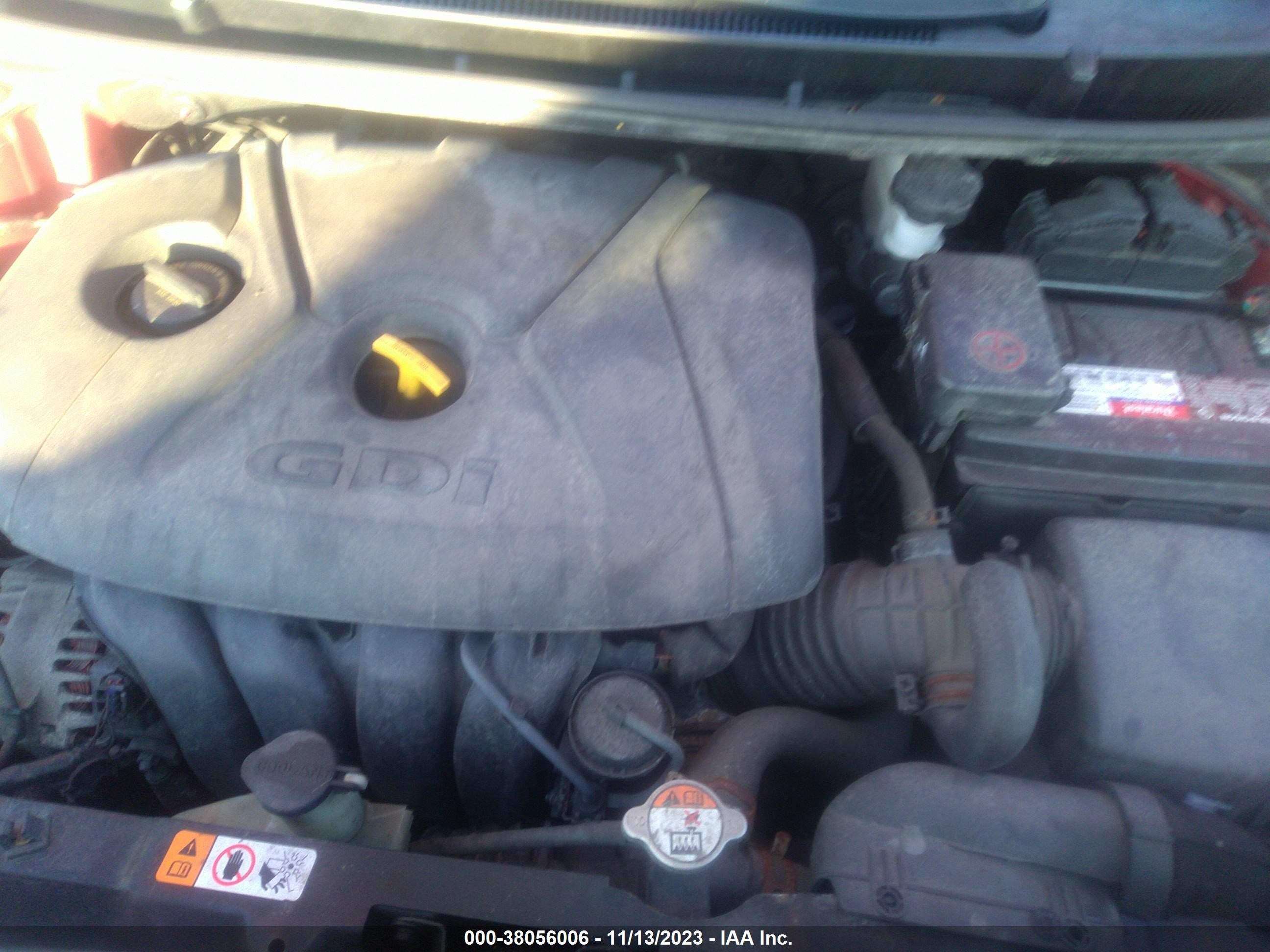 Photo 9 VIN: KMHD35LH4FU239930 - HYUNDAI ELANTRA 