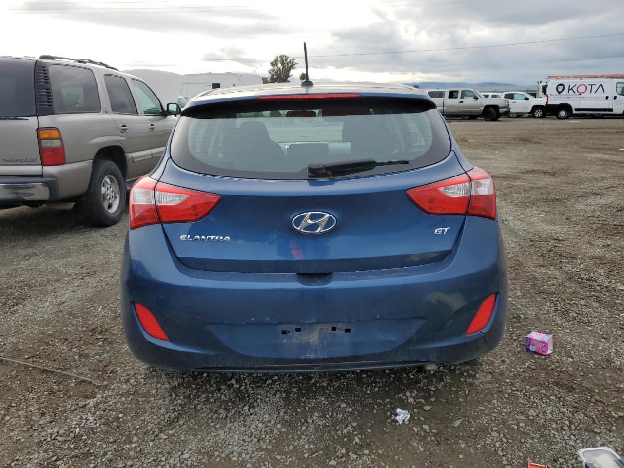 Photo 5 VIN: KMHD35LH4FU249809 - HYUNDAI ELANTRA 