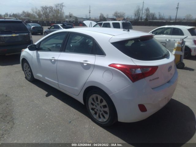 Photo 2 VIN: KMHD35LH4GU309010 - HYUNDAI ELANTRA GT 