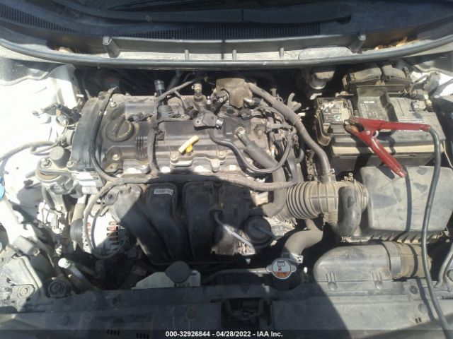 Photo 5 VIN: KMHD35LH4GU309010 - HYUNDAI ELANTRA GT 