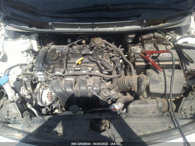 Photo 9 VIN: KMHD35LH4GU309010 - HYUNDAI ELANTRA GT 