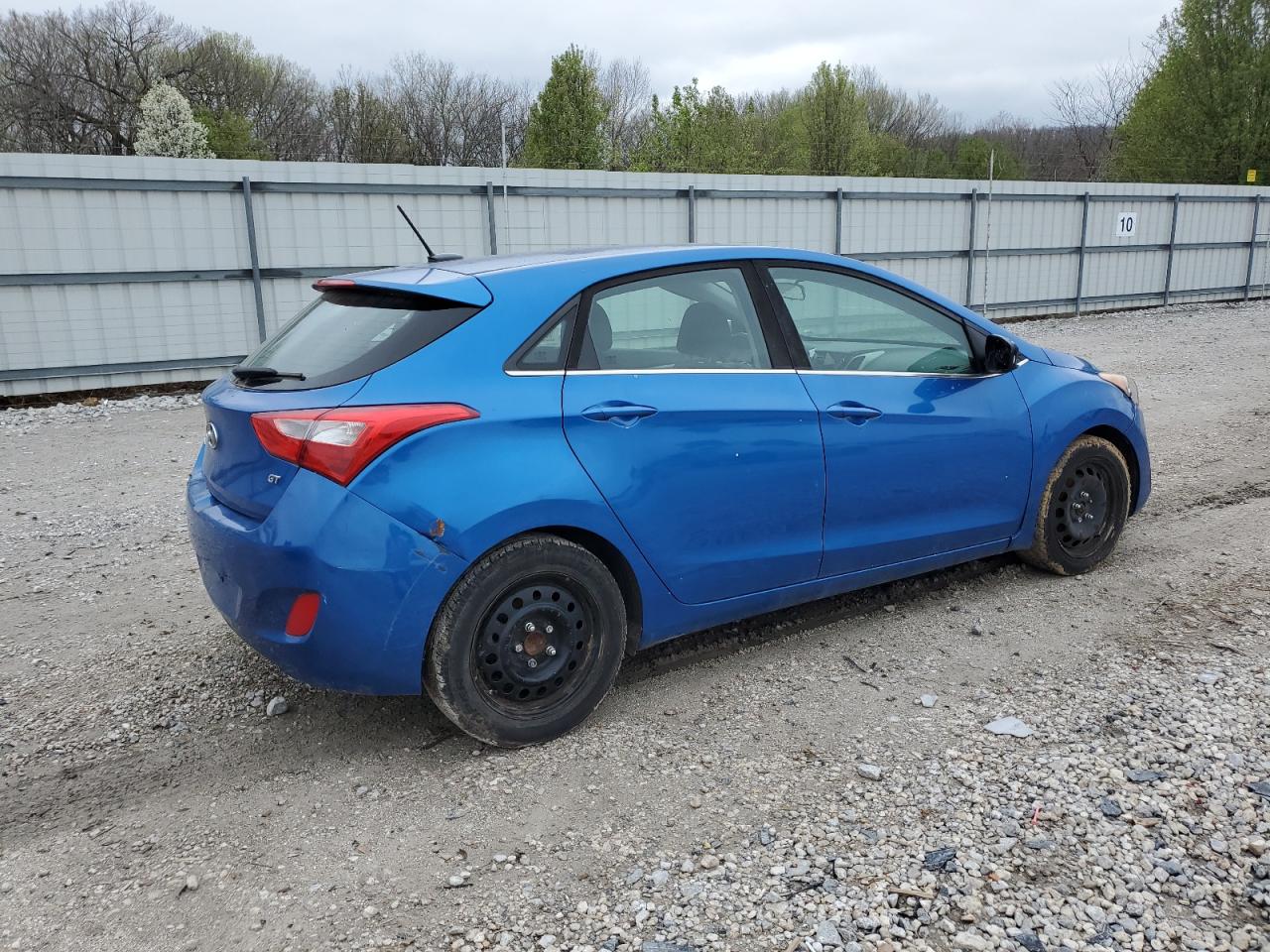 Photo 2 VIN: KMHD35LH4HU361917 - HYUNDAI ELANTRA 