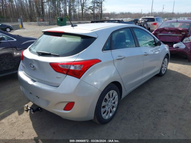 Photo 3 VIN: KMHD35LH4HU381777 - HYUNDAI ELANTRA GT 