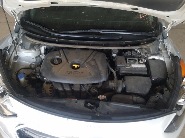 Photo 6 VIN: KMHD35LH4HU384131 - HYUNDAI ELANTRA GT 