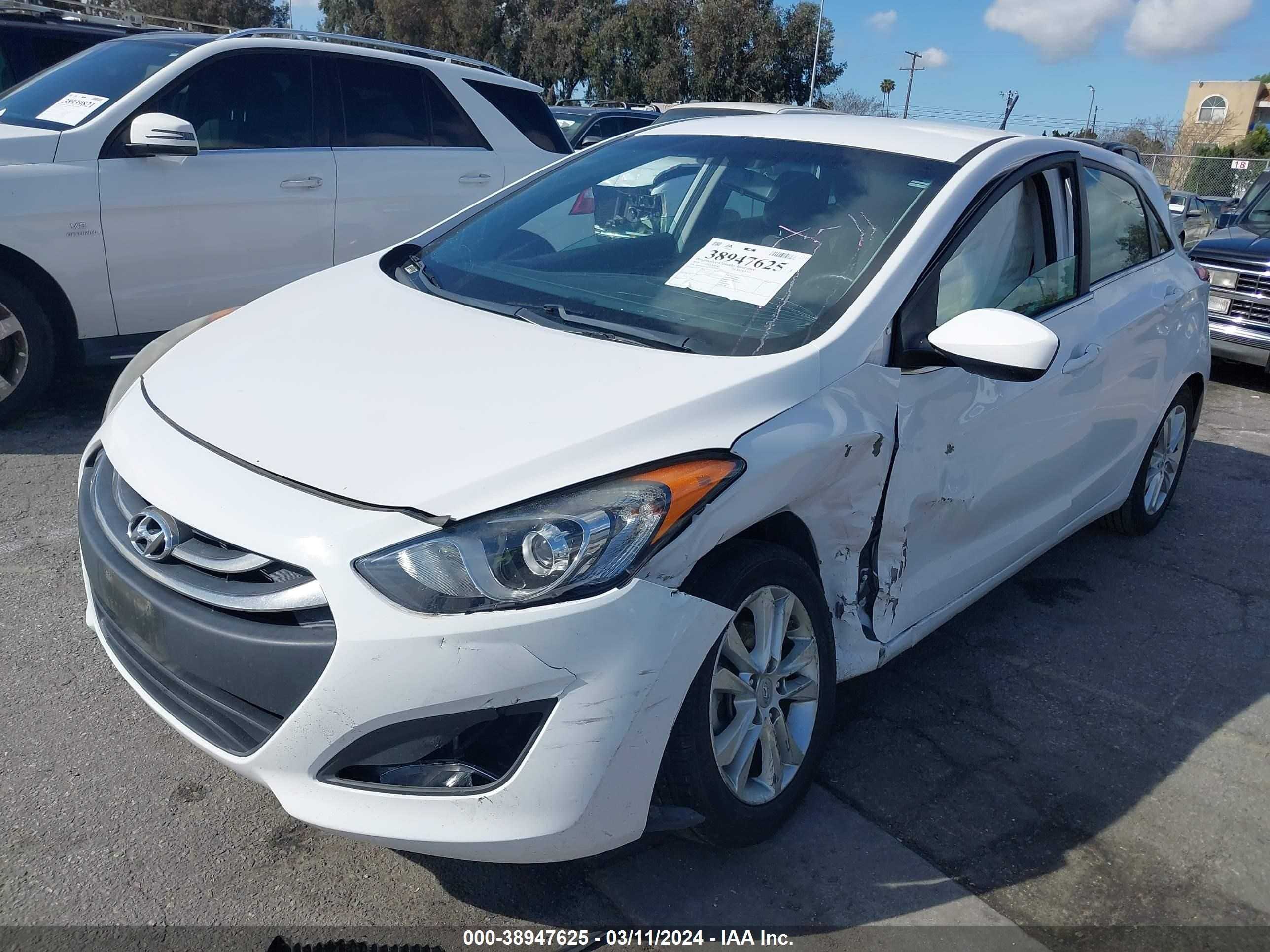 Photo 1 VIN: KMHD35LH5EU202125 - HYUNDAI ELANTRA 