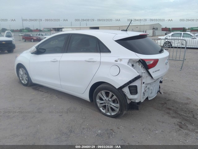 Photo 2 VIN: KMHD35LH5FU235773 - HYUNDAI ELANTRA GT 