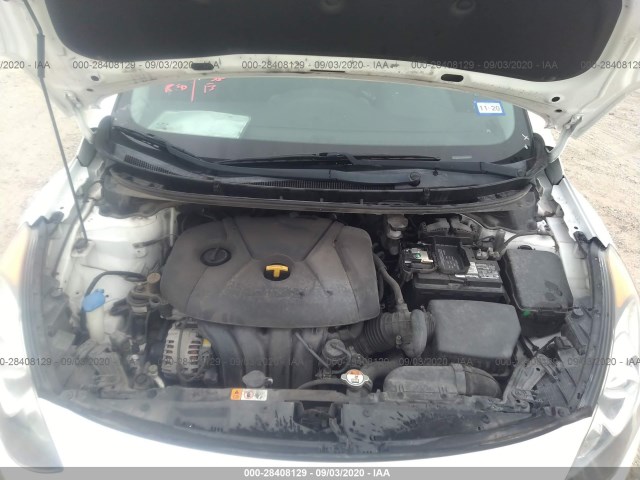 Photo 9 VIN: KMHD35LH5FU235773 - HYUNDAI ELANTRA GT 