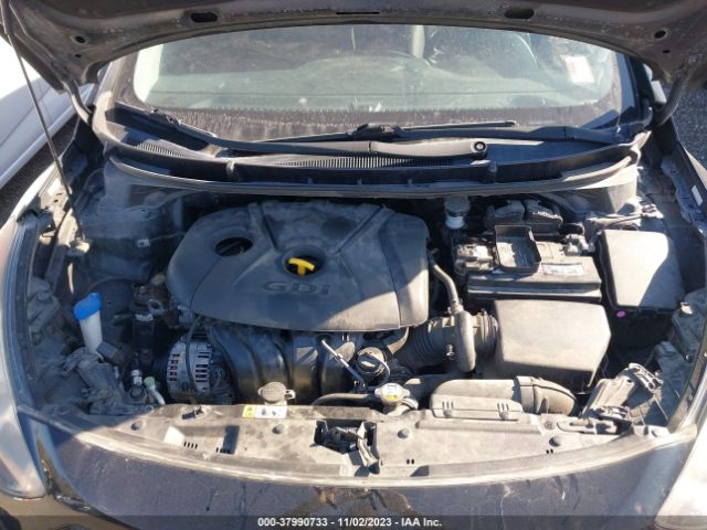 Photo 9 VIN: KMHD35LH5GU305211 - HYUNDAI ELANTRA GT 