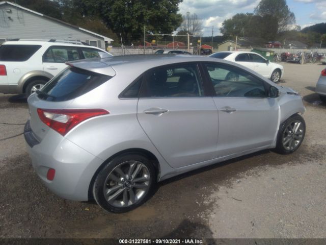 Photo 3 VIN: KMHD35LH5GU308058 - HYUNDAI ELANTRA GT 