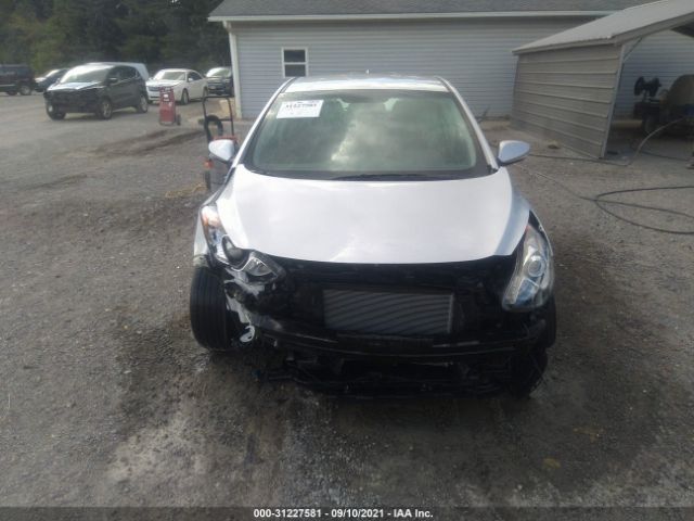 Photo 5 VIN: KMHD35LH5GU308058 - HYUNDAI ELANTRA GT 