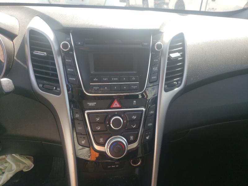 Photo 8 VIN: KMHD35LH5GU319187 - HYUNDAI ELANTRA GT 