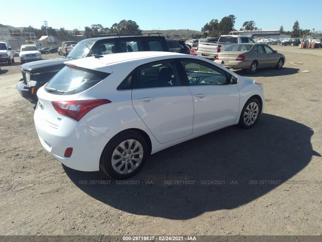 Photo 3 VIN: KMHD35LH5HU380735 - HYUNDAI ELANTRA GT 