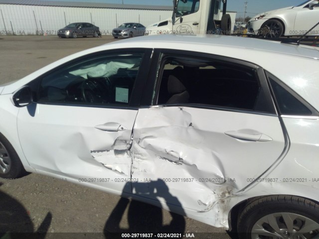 Photo 5 VIN: KMHD35LH5HU380735 - HYUNDAI ELANTRA GT 